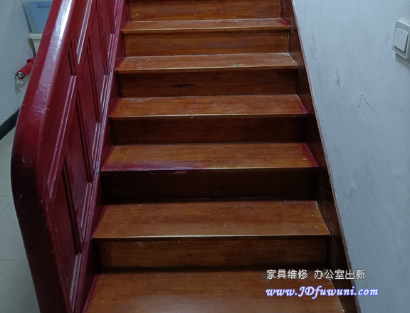 南京楼梯加固,南京楼梯维修,南京木楼梯维修加固